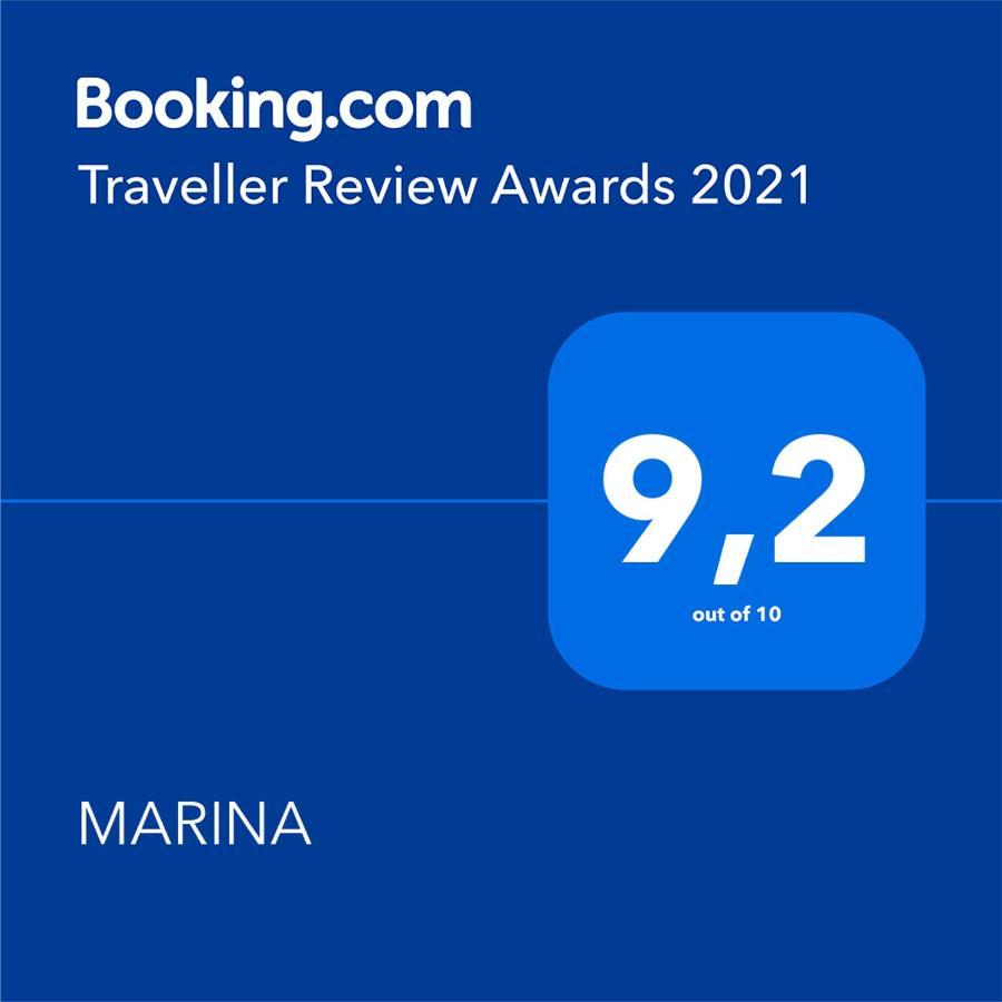 - Marina 6 *
